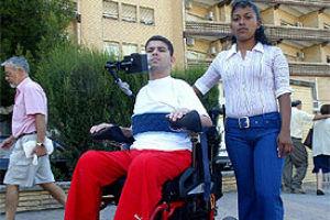 Un colombiano pide permiso de residencia tras quedar tetrapléjico en accidente laboral