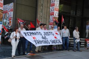 Una veintena de delegados/as de CGT Jaén se concentraron el 16 para exigir un reparto justo del Patrimonio Sindical