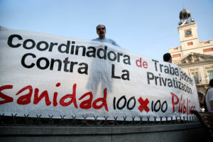 Imágenes de la concentración de ayer en Madrid en defensa de la sanidad pública