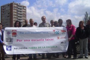 Campaña “Por una sociedad laica, por una escuela laica : religión fuera de la Escuela” en Castilla y León