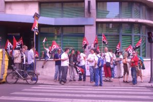 Fotos de la concentración en León en defensa de los despedidos de Telefónica