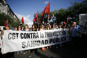 Más de mil personas se manifiestan en Madrid contra la privatización de la sanidad