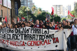 Málaga : Casi un millar de universitarios se manifiestan al grito de ’No a Bolonia’