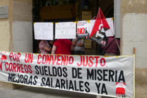 Zaragoza : concentración-paro frente a la Oficina Principal de Correos