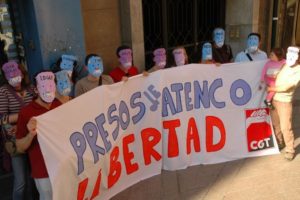 La CGT de Murcia se concentra ante el Consulado de México