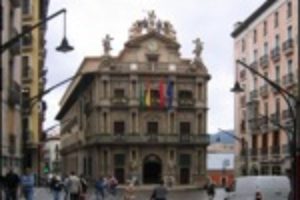 Pamplona : Penosa situación de los servicios sociales municipales