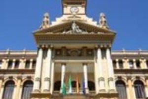 El Ayuntamiento de Málaga otorga concesiones a empresas «piratas»