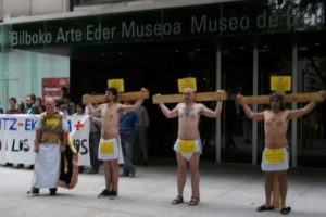 Bilbao : Colectivos sociales exigen “medidas urgentes” frente a los desahucios