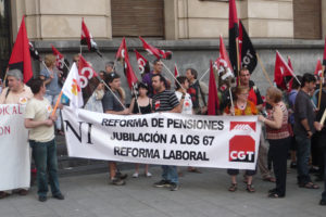 Zaragoza : Concentración «Que la crisis la paguen los ricos» (29 junio)
