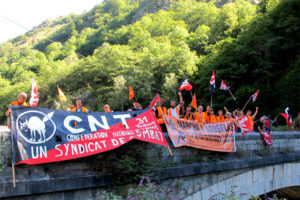 La CNT-F recibe la marcha a Bruselas al llegar a territorio Francés