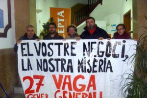 Tarragona : Ocupada la sede la patronal para llamar a la huelga general