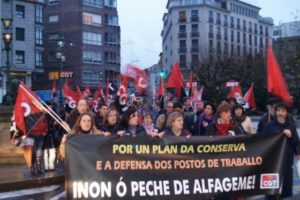 Manifestación en Villagarcía por los puestos de trabajo de Alfageme