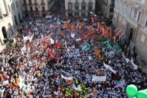 Barcelona: 20.000 personas contra los recortes en sanidad y educación