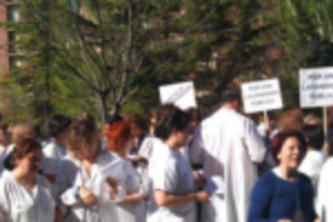 Nueva concentración en el Hospital Clínico de Valladolid contra las privatizaciones