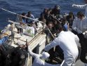 Unidades europeas y de la OTAN dejan morir a inmigrantes africanos que huían de Libia en una embarcación