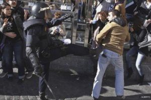 CGT exige la dimisión de la delegada del gobierno en Valencia y el cese de la violencia policial