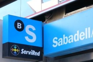 Movilizaciones de CGT: El B. Sabadell debe garantizar el empleo en la CAM
