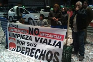 Nueva agresión a una trabajadora en huelga en Vialia