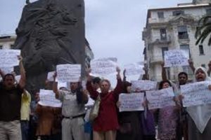 Argelia: Situación límite de los trabajadores de la administración de justicia en huelga de hambre