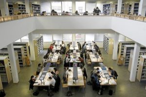 No a la externalización de las visitas guiadas en las bibliotecas municipales de Zaragoza