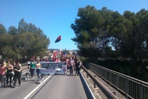 600 personas en la primera «Marxa perquè marxin» de la Asamblea por los Derechos Sociales del Garraf