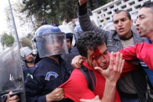 Noticias sindicales de Argelia. Represión en Kabilia
