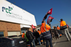 Valladolid, Huelga indefinida contra el ERE en la división de Limpieza Industrial de FCC