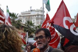 [Fotos] Concentración de apoyo a la huelga de estudiantes en Sevilla