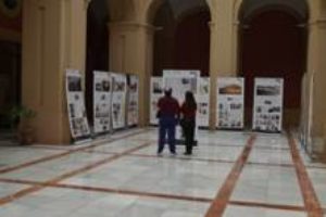 La Exposición «Todos (…) los nombres» continúa en la Universidad de Sevilla