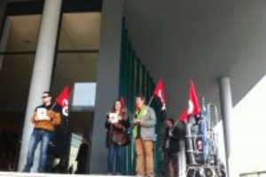 CGT exige a autobuses Damas la readmisión de los despedidos