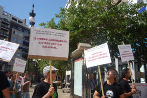 [Fotos] Desempleadas y precarias protestan en Valencia contra el paro y sus miserias y exigen el reparto de la riqueza