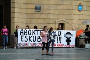 [Fotos y vídeo] Manifestación en Bilbao por la despenalización del aborto