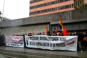 [Fotos] Concentración celebrada en Bilbao contra la LEY MORDAZA
