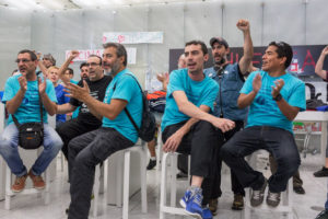 Los huelguistas de Movistar levantan la ocupación tras conseguir negociar con la empresa