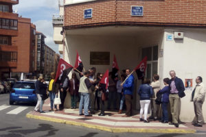[Fotos] Concentración en Ávila en contra de la privatización del SMAC en Castilla y León