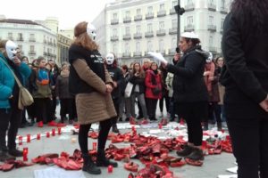 CGT apoya la huelga de hambre de las mujeres del Colectivo Velaluz en la Puerta del Sol de Madrid