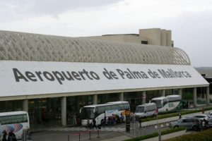 CGT Y SOM-sindicalistes convocan huelga en Acciona Airport Services