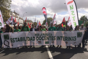 Gran apoyo a la huelga y manifestación del profesorado andaluz en Sevilla por la estabilidad del profesorado interino