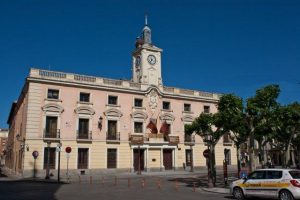 El Ayuntamiento de Alcalá sigue expedientando, esta vez también al delegado de prevención, además de a dos trabajadoras, por exigir seguridad laboral