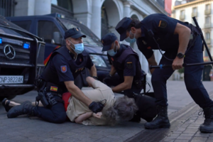 CGT condena la brutal detención de Luis Gimeno en la manifestación antimonárquica de Madrid