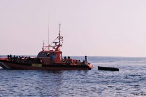 CGT: “Ni los trabajadores de Salvamento Marítimo son “agentes”, ni la lucha sindical contra la explotación laboral será utilizada para fomentar el discurso racista de la ultraderecha”