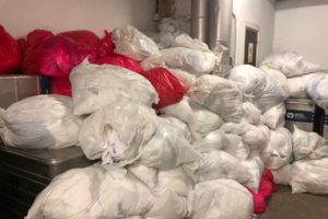 El Hospital Clínico de València acumula residuos contaminantes de COVID-19