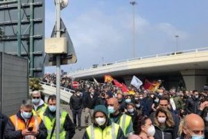 Apoyo total a los trabajadores de Alitalia