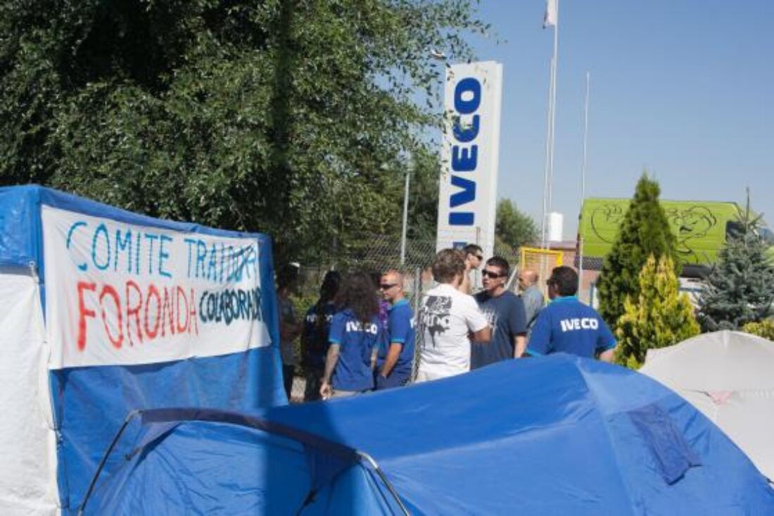 Concentración en Iveco Valladolid en apoyo de lox compañerxs despedidxs