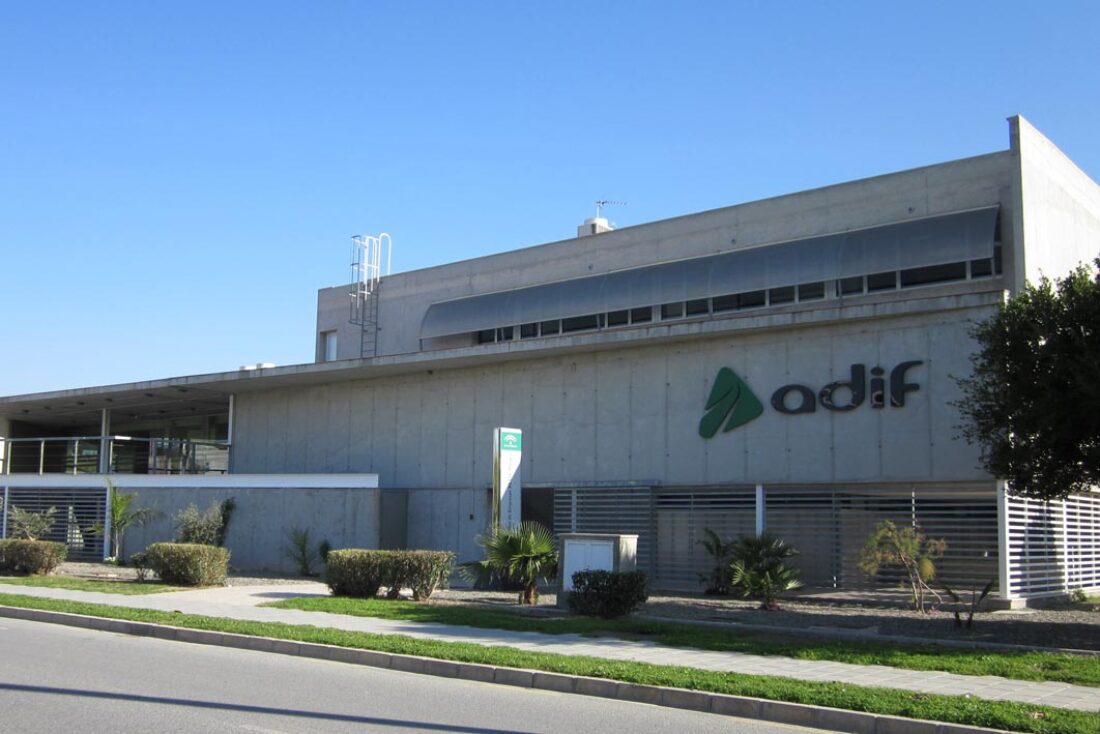 Málaga: Encierro de los comités de empresa de ADIF y RENFE