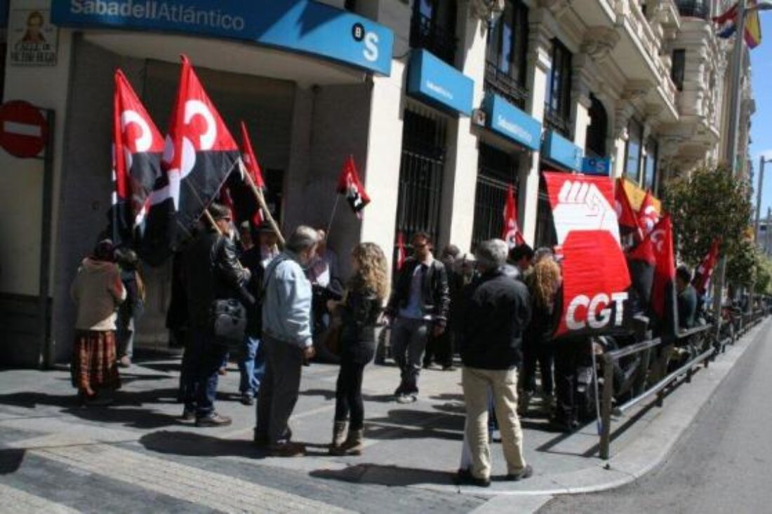 Asamblea-Concentración en Alacant por el empleo en la CAM