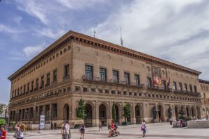 Interinas: El Tribunal Superior de Justicia de Aragón ha admitido a trámite una demanda para la suspensión de todas las oposiciones de la comunidad por no adaptarse a la normativa europea