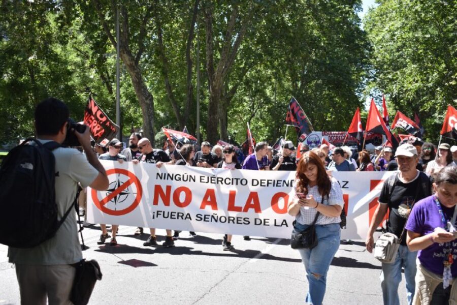 Manifestación en Madrid contra la OTAN - Imagen-3