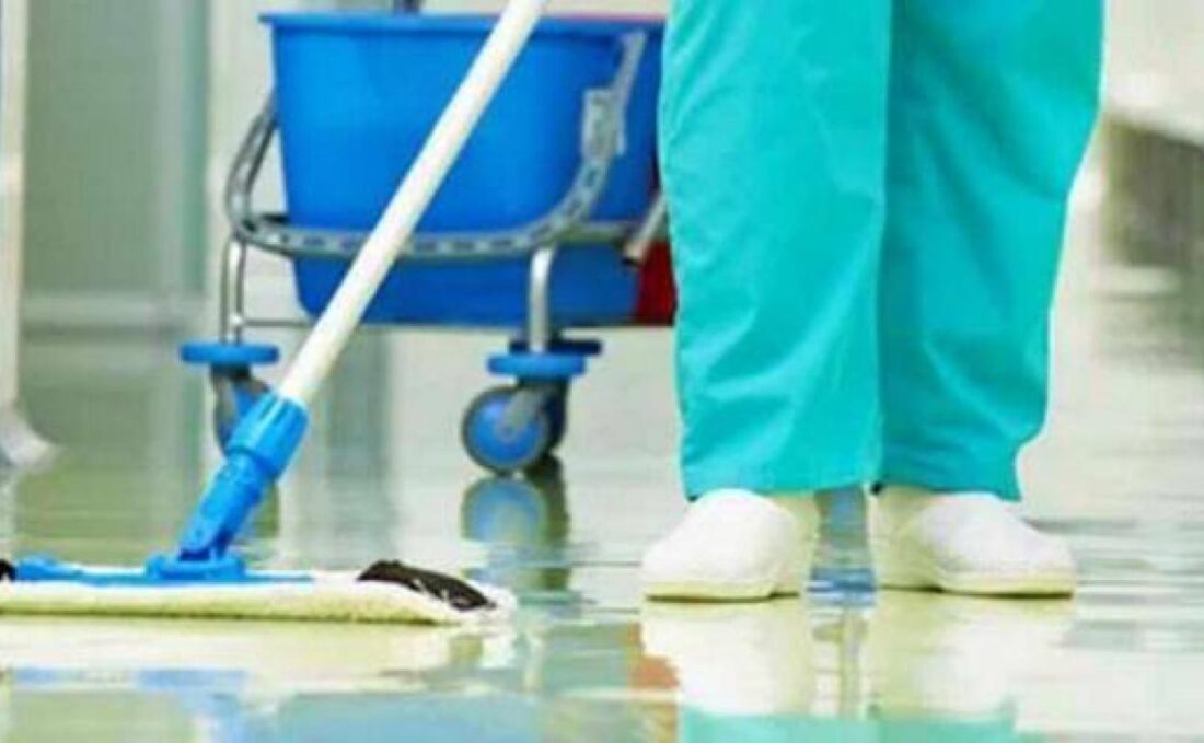 Juicio por sanción a una limpiadora del Hospital de Úbeda por su conducta ejemplar contra la pandemia