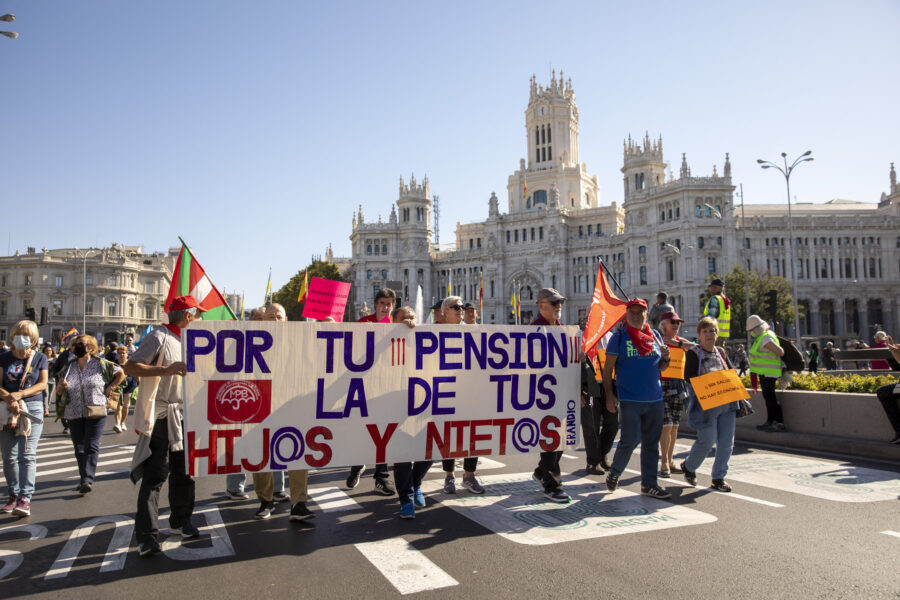 15-O: Manifestación en Madrid por la subida de pensiones y salarios - Imagen-18
